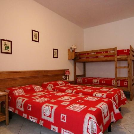 Albergo Ristorante Centro Vico Canavese Екстер'єр фото