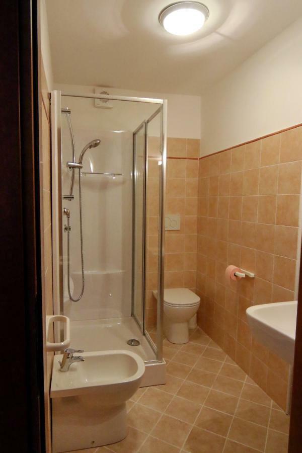 Albergo Ristorante Centro Vico Canavese Екстер'єр фото